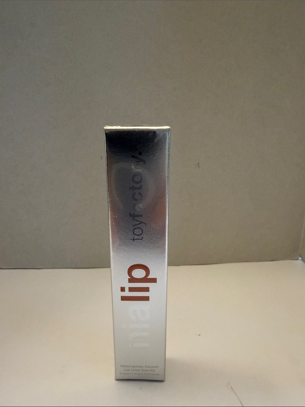 💕5/25💕Toy Factory Niacinamide Infused Lip Liner Nude Protocol/Deep Seek